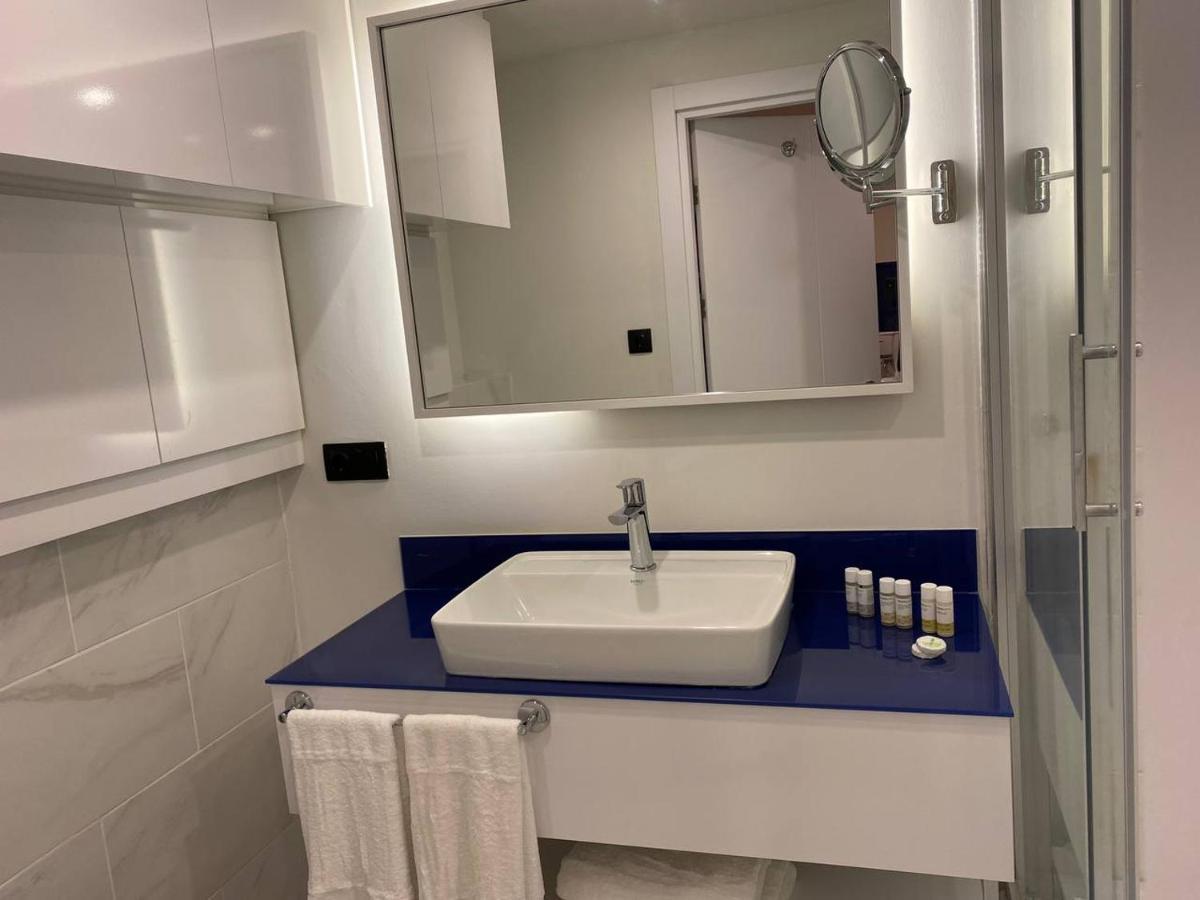 Orbi City Luxury Studio Harbour And Sea View 바투미 외부 사진